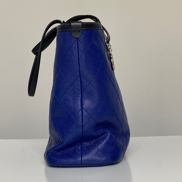 Chanel Quilted Caviar Tote Bag - Spring 2014 - Picture 5 of 12